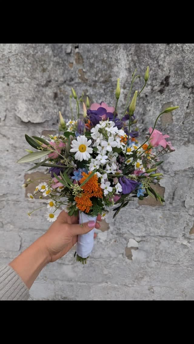 #blütemitstilbadvilbel 
#wedding 
#brautstrauß
