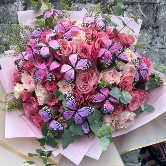 #blütemitstilbadvilbel 
#Strauß 
#Sträuße 
#schmetterling 
#blumenundschmetterlinge